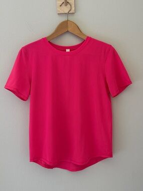 Lululemon High Neck Running and Training T-Shirt Pink Crewneck Top Size 6
